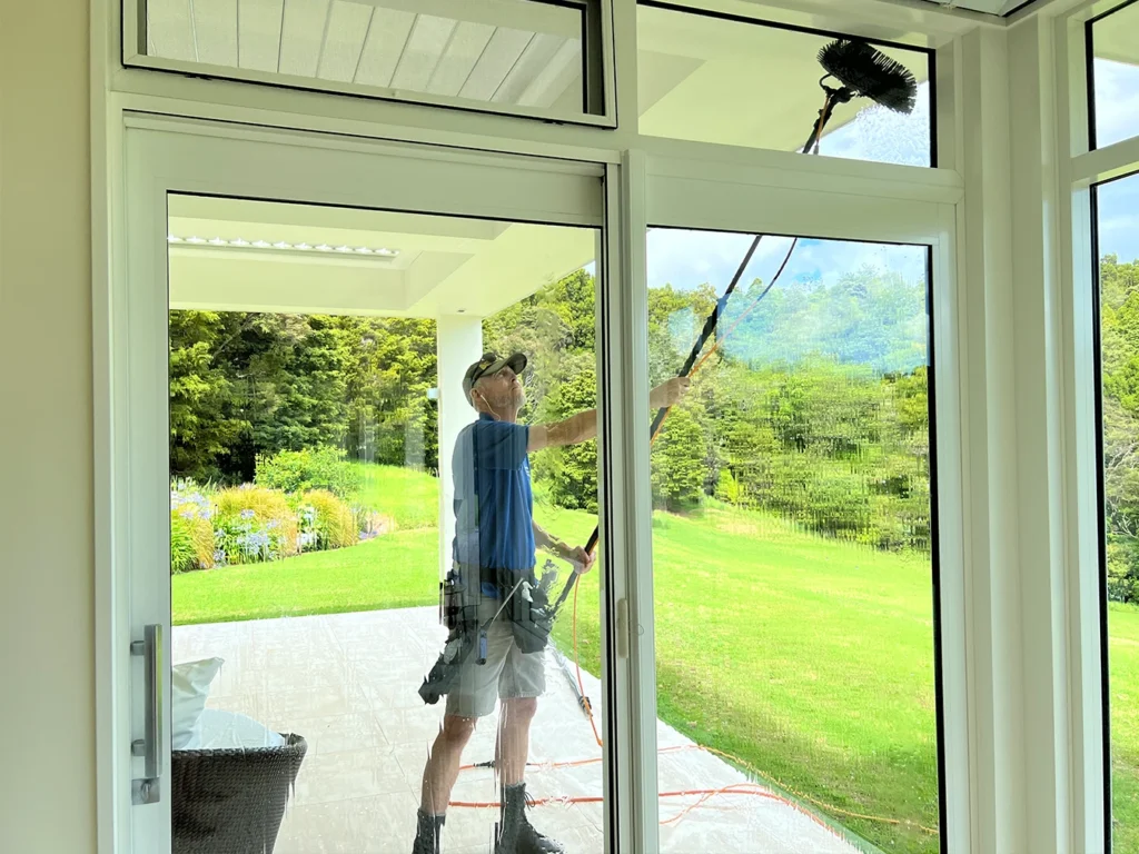 Bays-window-Gallery-06